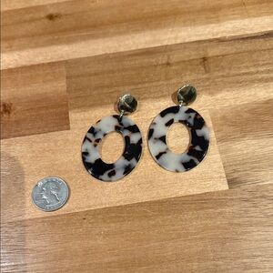 NWOT LOFT Tortoise Shell Earrings